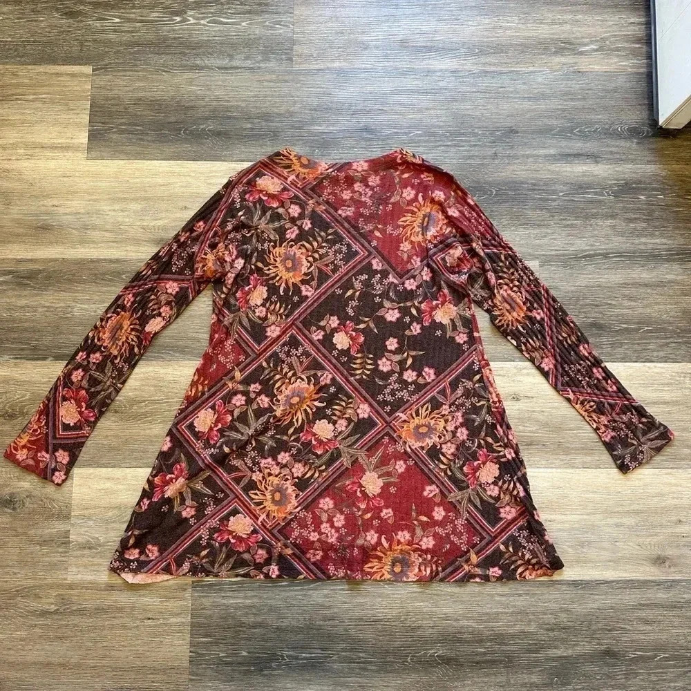 SOFT SURROUNDINGS Alisanna Tunic Top Women Size M (10-12) Coral Floral - Picture 9 of 10